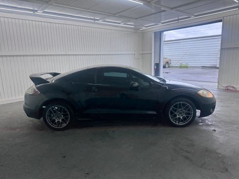 Used 2009 Mitsubishi Eclipse GS FWD image 4