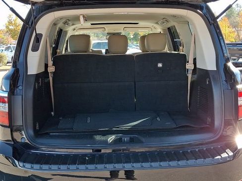 Used 2023 Nissan Armada SL image 33