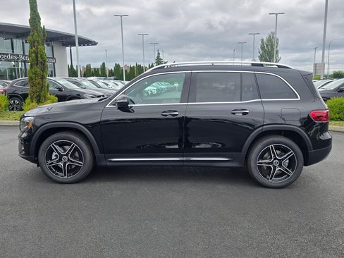 New 2026 Mercedes-Benz GLB 250 4MATIC image 3