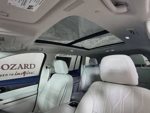 Used 2026 Buick Enclave Avenir w/ Super Cruise Package FWD image 26