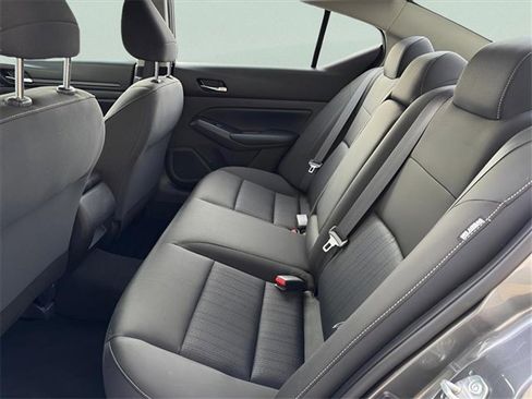 Used 2021 Nissan Altima 2.5 S image 11