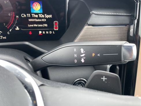 Certified 2025 GMC Acadia Denali w/ Super Cruise Package image 15