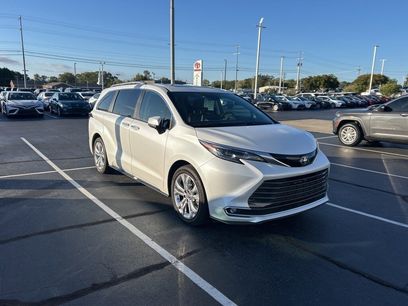 Used 2024 Toyota Sienna Platinum