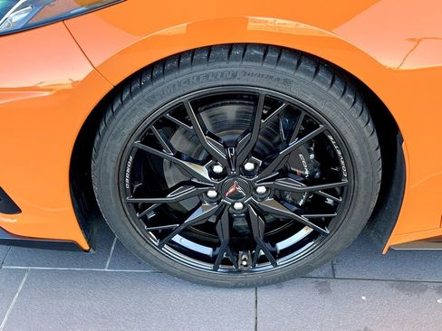 Used 2023 Chevrolet Corvette Stingray w/ Z51 Performance Package image 11