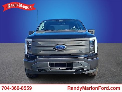 Used 2023 Ford F150 Lightning Pro image 2