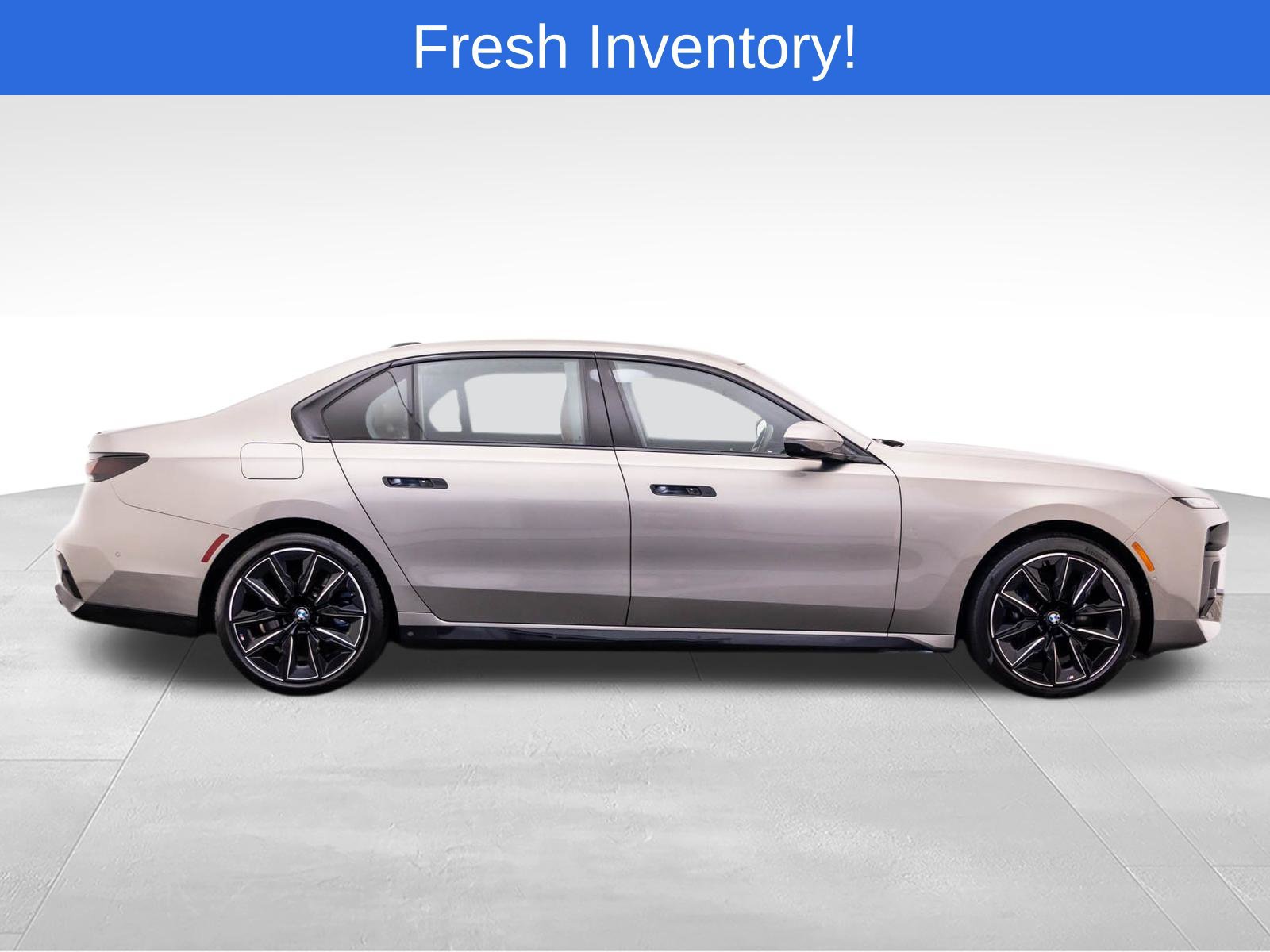 Certified 2024 BMW 760i xDrive w/ Executive Package AWD/4WD image 6