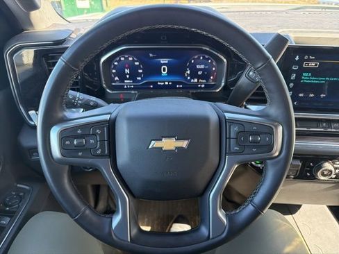 Certified 2024 Chevrolet Silverado 2500 LT AWD/4WD image 19