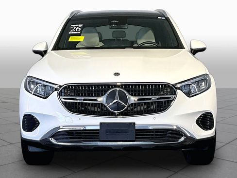 Used 2026 Mercedes-Benz GLC 300 4MATIC image 4