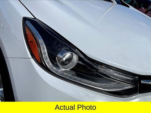 Used 2021 Chevrolet Trax LT image 31