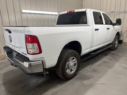 Used 2024 RAM 2500 Tradesman w/ Chrome Appearance Group AWD/4WD image 17