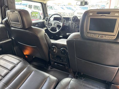 Used 2006 HUMMER H2 AWD/4WD image 15