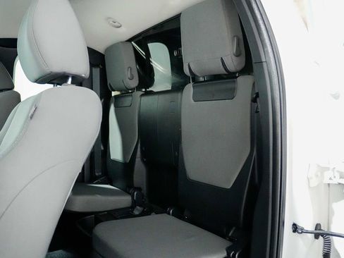 Used 2020 Toyota Tacoma SR image 17