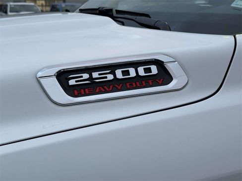 Used 2024 RAM 2500 Big Horn image 10