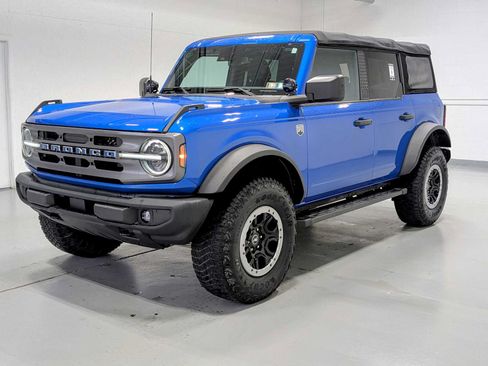 Used 2022 Ford Bronco Big Bend w/ Sasquatch Package AWD/4WD image 1
