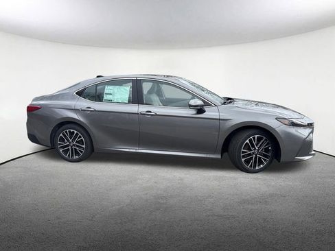 New 2026 Toyota Camry XLE image 12