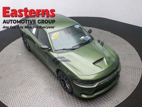 Used 2022 Dodge Charger R/T w/ Plus Group image 3