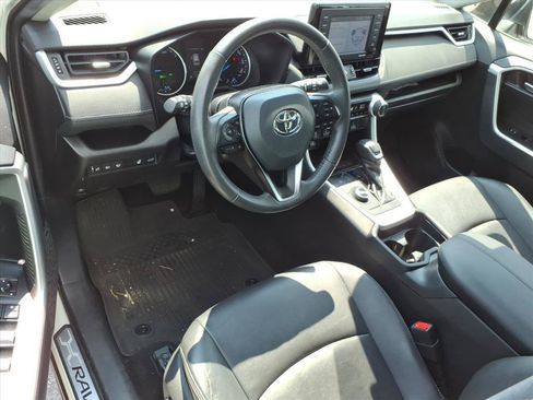 Used 2021 Toyota RAV4 XLE Premium AWD/4WD image 19