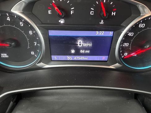 Used 2021 Chevrolet Equinox Premier AWD/4WD image 23