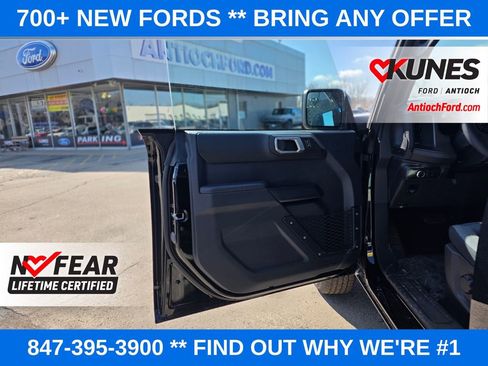 New 2026 Ford Bronco Base image 19