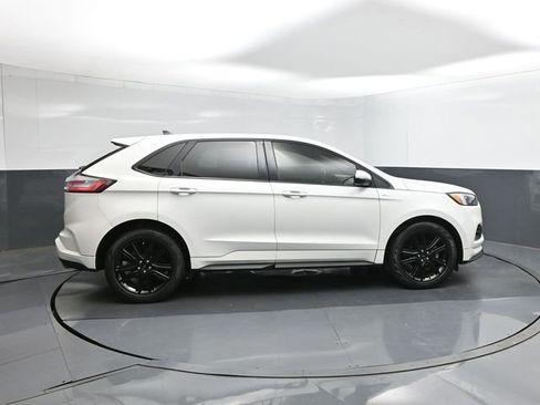 Used 2020 Ford Edge ST-Line FWD image 11