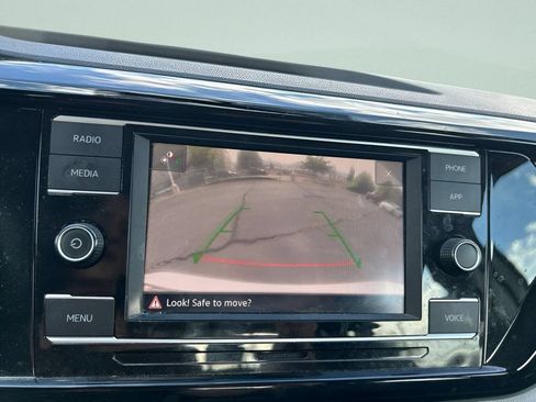Used 2022 Volkswagen Taos S AWD/4WD image 29