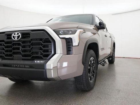 New 2026 Toyota Tundra SR5 AWD/4WD image 32