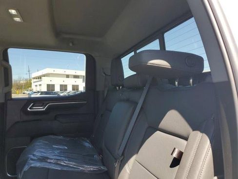 New 2026 GMC Sierra 1500 SLT w/ SLT Premium Plus Package image 12
