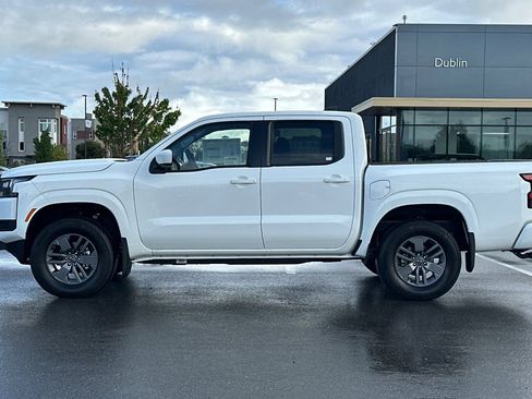 New 2026 Nissan Frontier SV AWD/4WD image 7