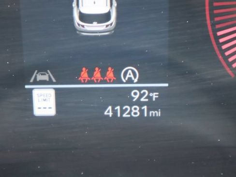 Used 2025 Hyundai Tucson SEL FWD image 39