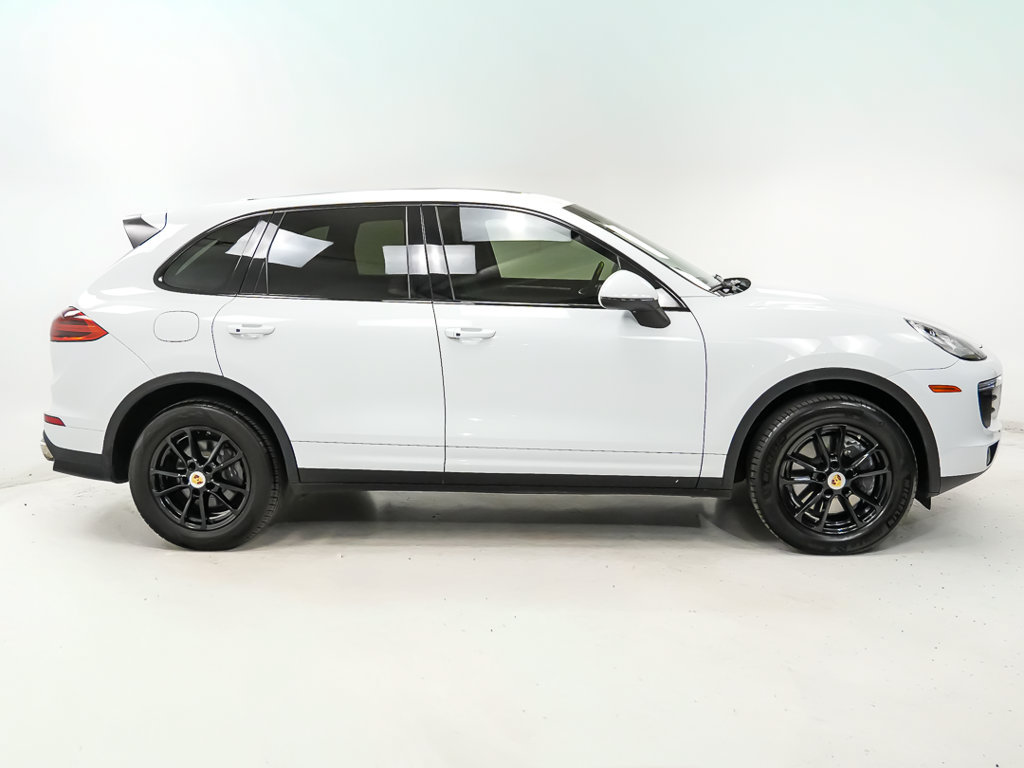 Used 2018 Porsche Cayenne AWD/4WD image 9