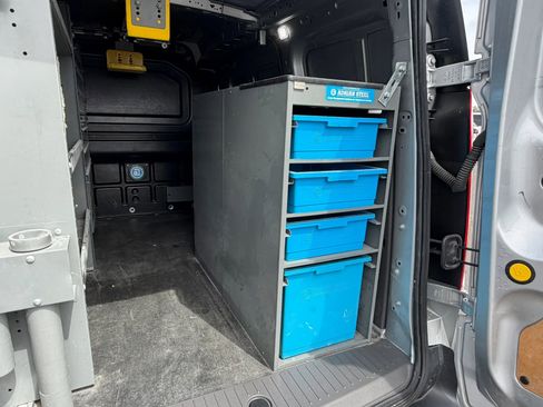 Used 2022 Ford Transit Connect XLT FWD image 15