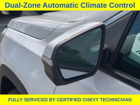 Used 2023 GMC Terrain SLE w/ Driver Convenience Package AWD/4WD image 21