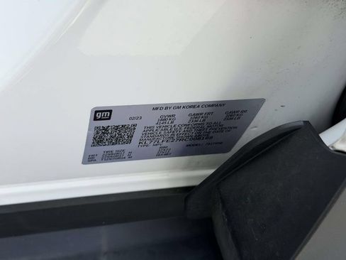 Used 2024 Chevrolet Trax LS FWD image 25