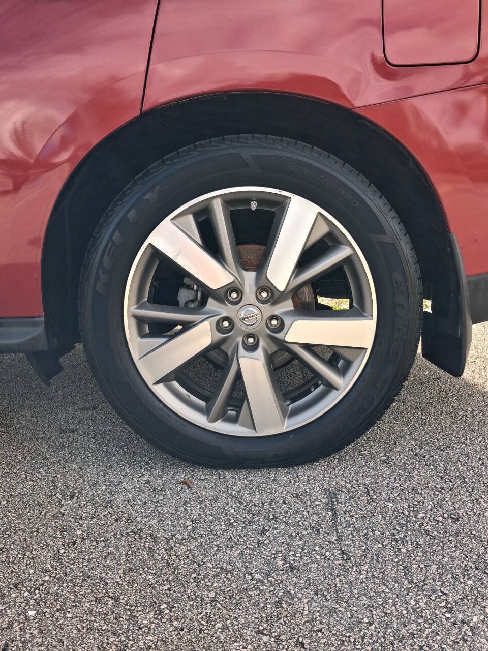 Used 2015 Nissan Pathfinder Platinum FWD image 28