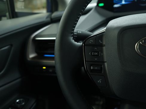 Used 2024 Toyota Prius XLE image 20