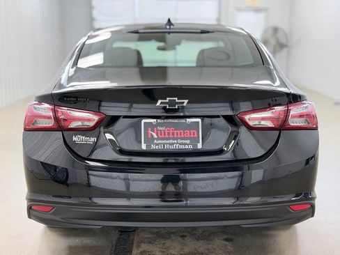Used 2025 Chevrolet Malibu LT w/ Midnight Edition FWD image 6