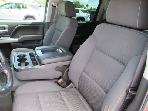 Used 2018 Chevrolet Silverado 1500 LT w/ All Star Edition RWD image 19