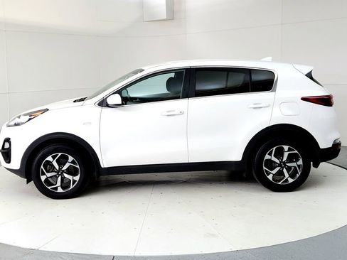 Used 2020 Kia Sportage LX AWD/4WD image 3