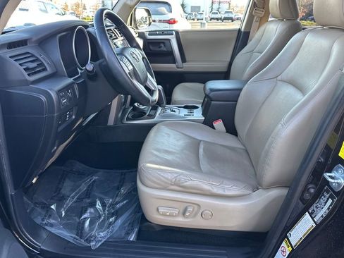Used 2011 Toyota 4Runner Limited image 12