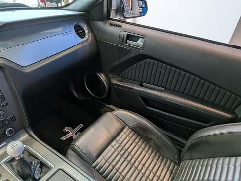 Used 2013 Ford Mustang Shelby GT500 RWD image 16