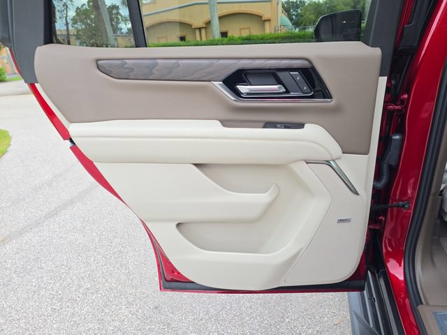 New 2026 GMC Yukon Denali RWD image 12