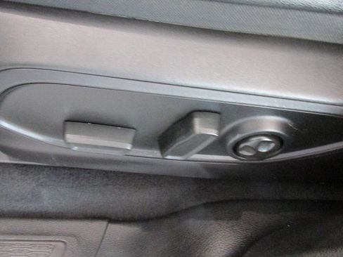 Used 2023 Jeep Grand Cherokee 4WD 4xe image 30