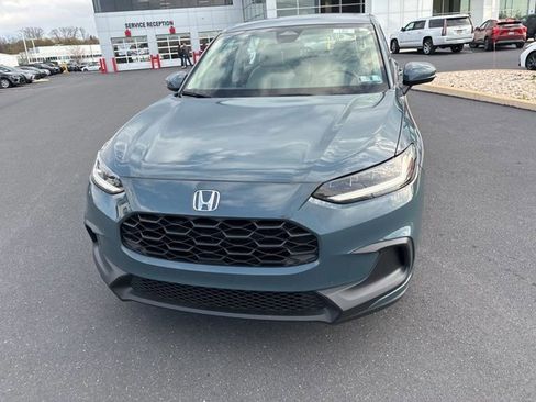 Used 2023 Honda HR-V LX image 19