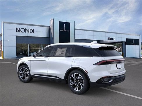 New 2026 Lincoln Nautilus Premier w/ Equipment Group 102A AWD/4WD image 4