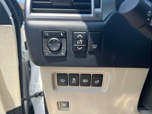 Used 2023 Lexus GX 460 Premium AWD/4WD image 22