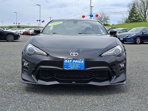 Used 2019 Toyota 86 TRD SE RWD image 2