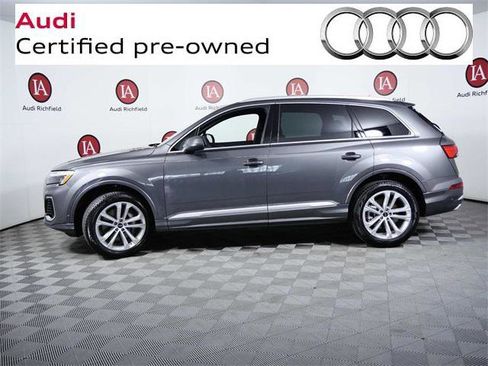 Used 2025 Audi Q7 2.0T Premium w/ Convenience Package image 5