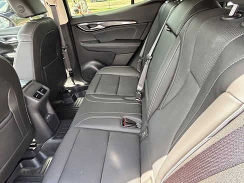 Used 2023 Buick Envision Essence image 14