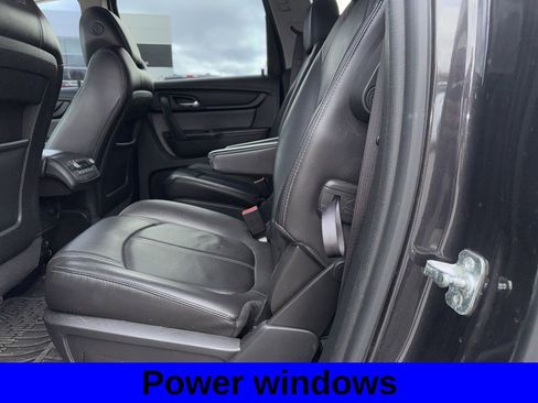 Used 2017 Chevrolet Traverse LT image 8