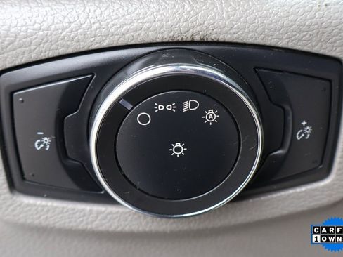 Used 2017 Ford F550 2WD Crew Cab Super Duty image 19